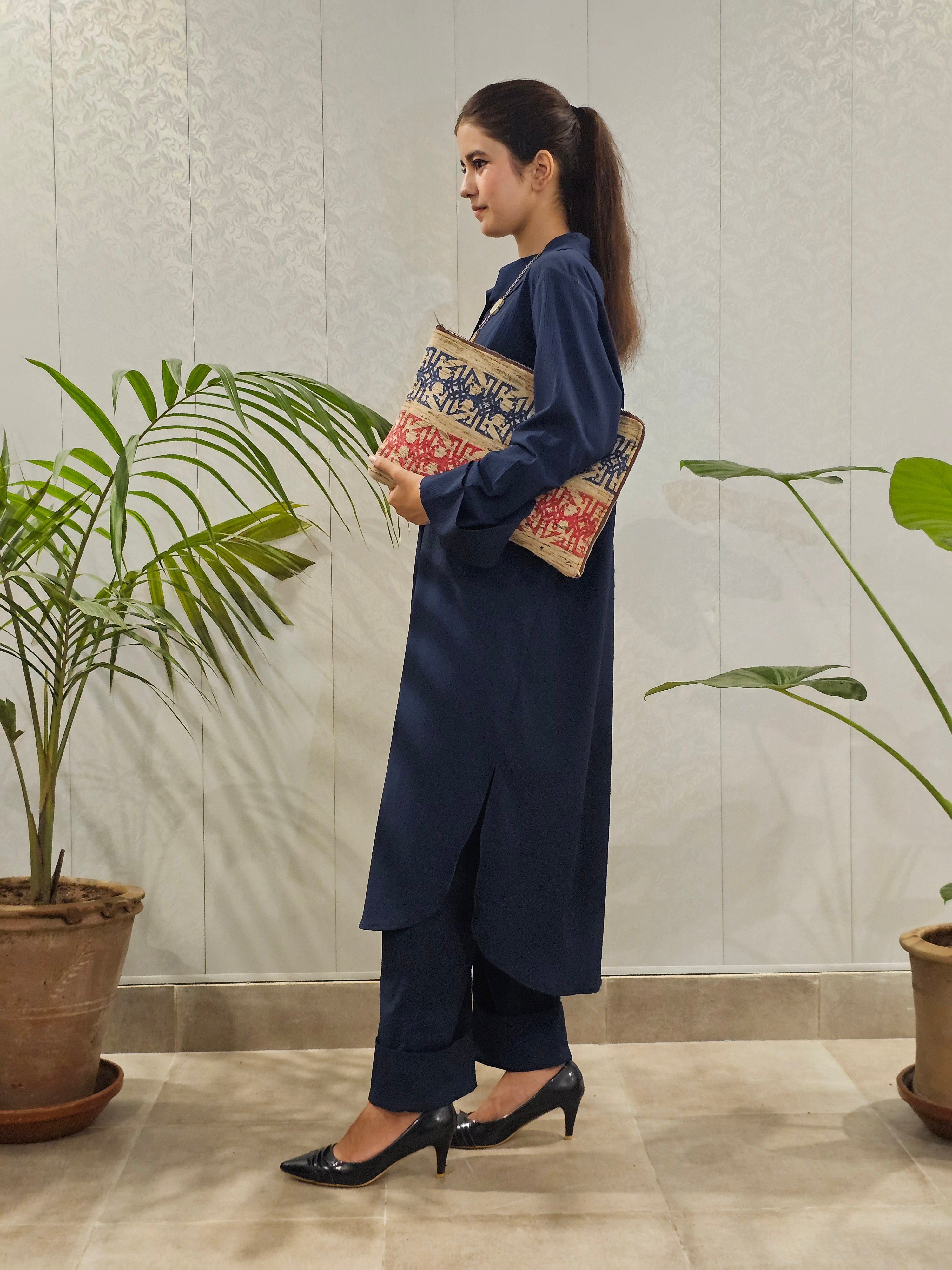 Long Tunic Shirt Suit Finest Weave With Crinkle Texture and Roll-up Sleeves