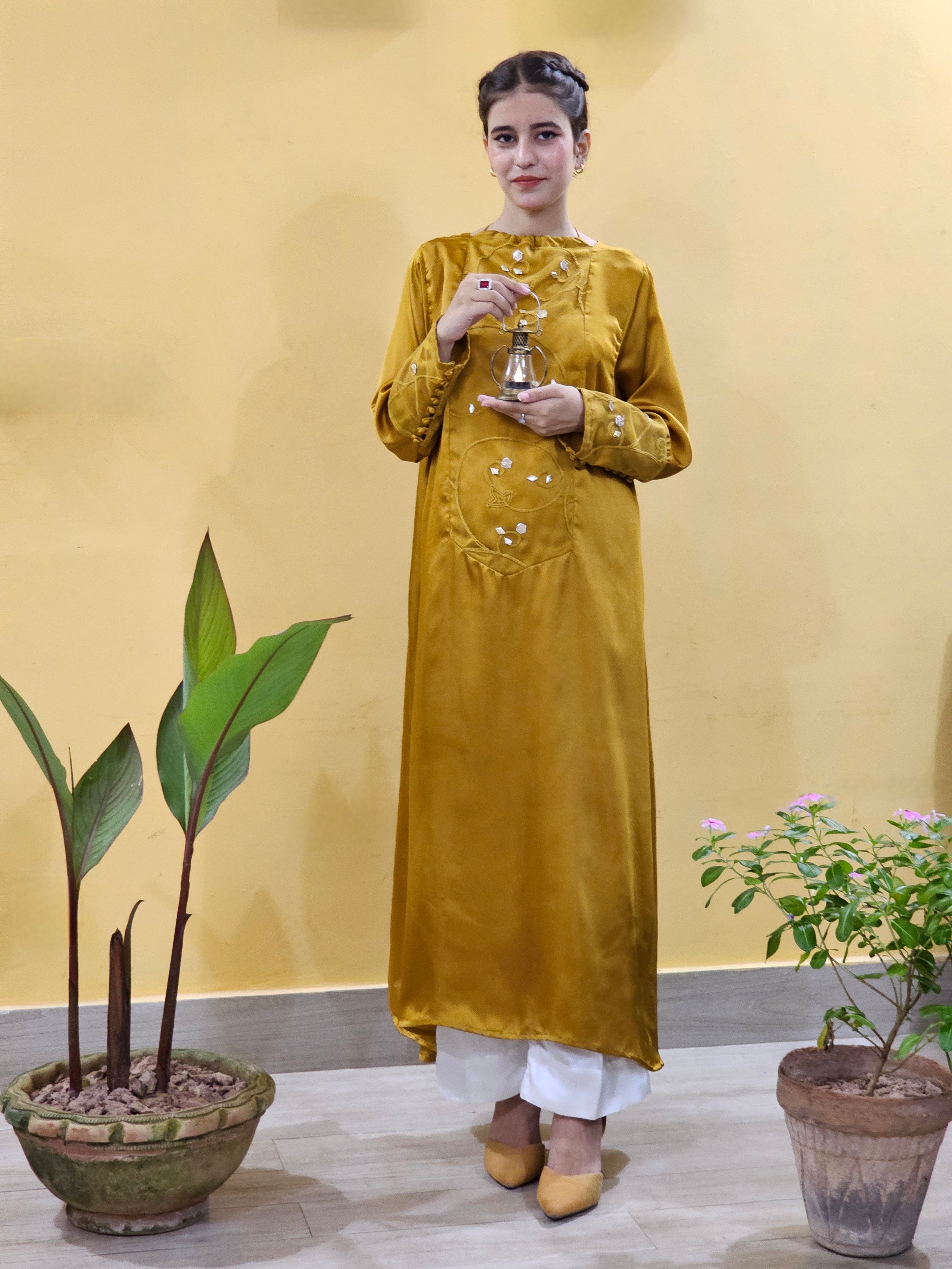 Tie Back Neck A-Line Couture Shirt in Short Silk