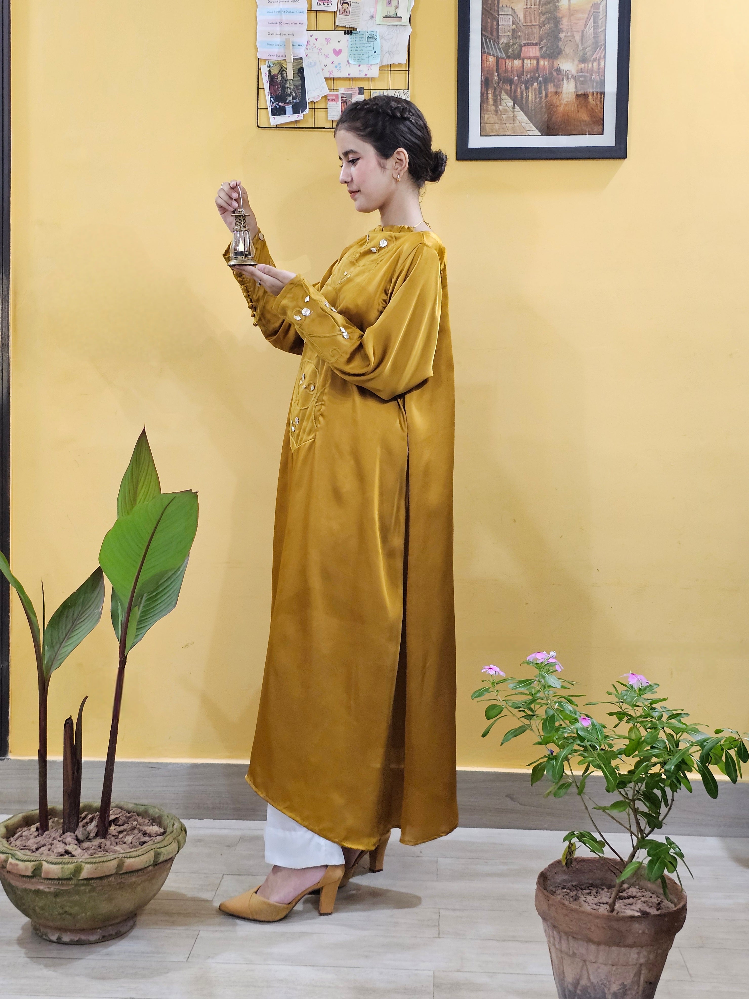 Tie Back Neck A-Line Couture Shirt in Short Silk