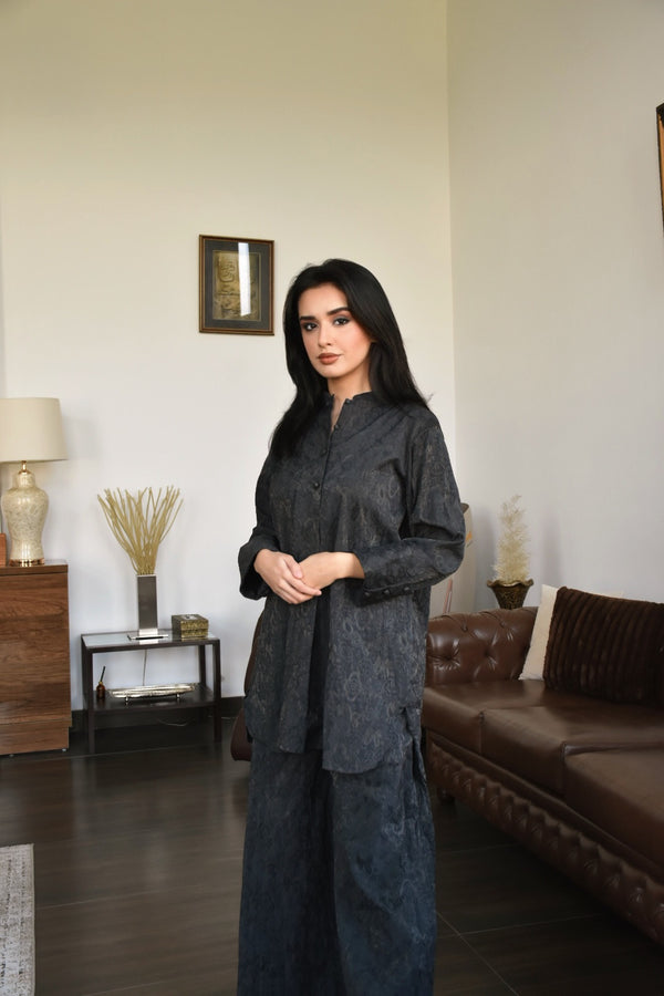 Self Embossed 2 Piece Suit
